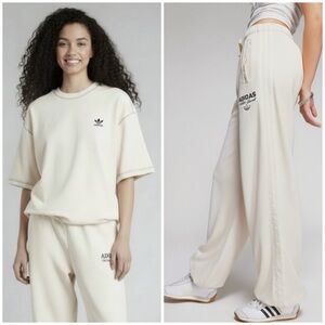 ❤️ NWT 2 PC adidas originals 3 stripe outfit matching t-shirt joggers size M set